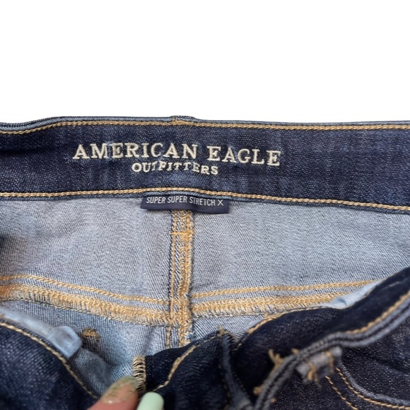American Eagle Distressed Dark Wash Hi Rise Jegging Jeans - Picture 4 of 9